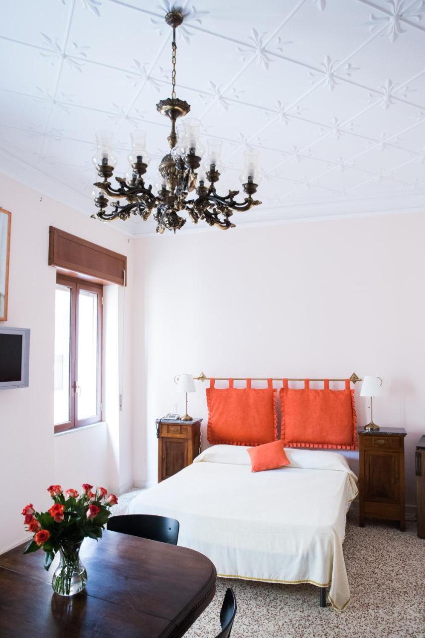 Vittoria Guest House Battipaglia Exterior foto